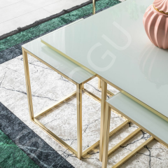 Kare Pizza Orta Sehpa Beyaz Cam